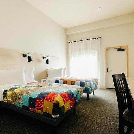 Metis Crossing Hotel Smoky Lake ภายนอก รูปภาพ